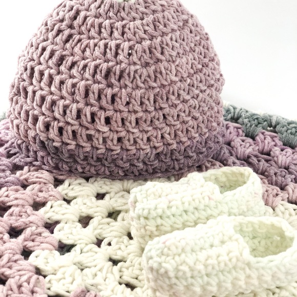 Crochet Baby Set - Picture 2 of 6
